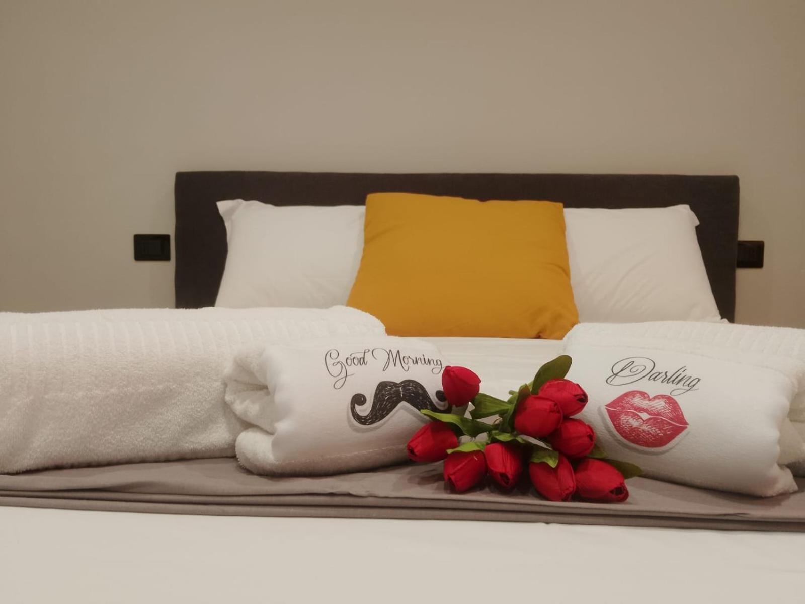 Sweet Rooms San Francesco Neapel Exterior foto
